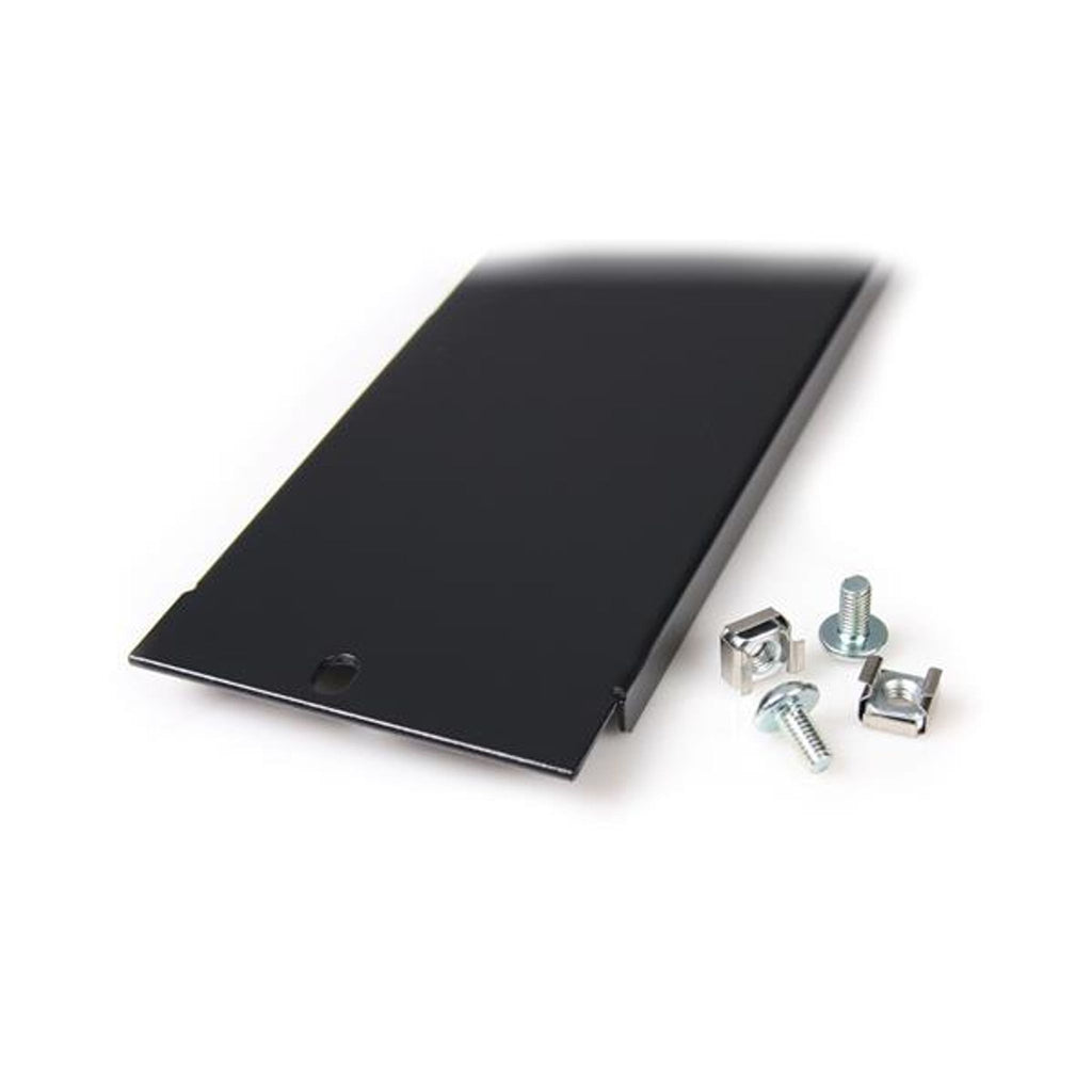 StarTech.com BLANKB2 2U Blanking Panel for 19in Racks ds:3e1aa1a1